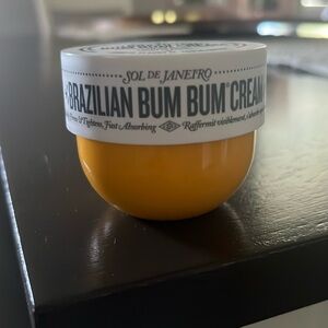 Sol de Janeiro Bum Bum cream
